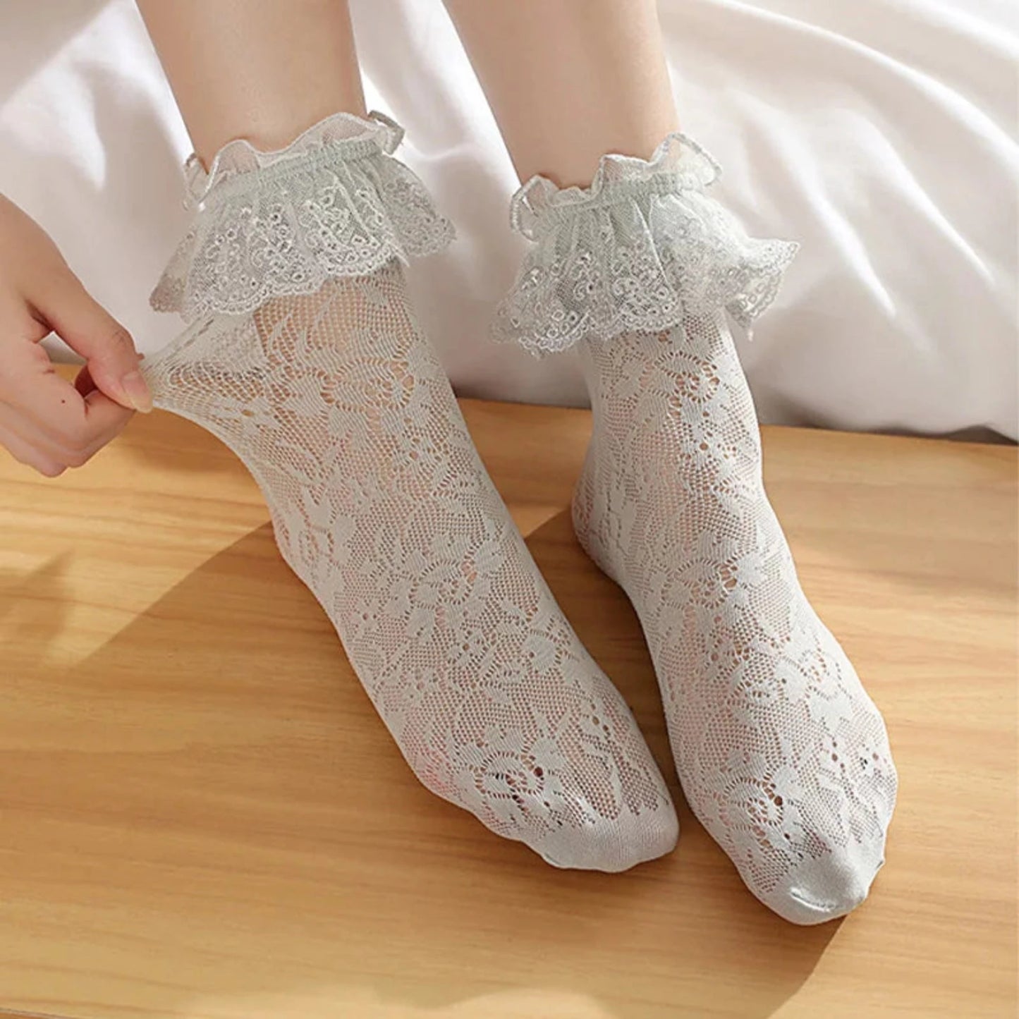 Lace Pile Ankle Socks