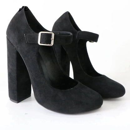 Zapatos de tacón Mary Jane negros